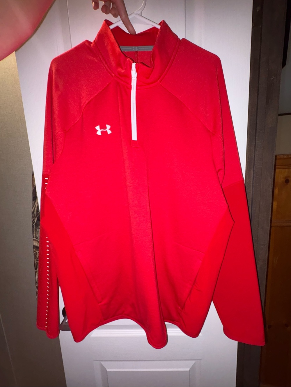 NWOT Under Armour Men’s Quarter-Zip Pullover